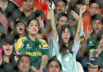 5 000 visas to be issued to pakistani cricket fans