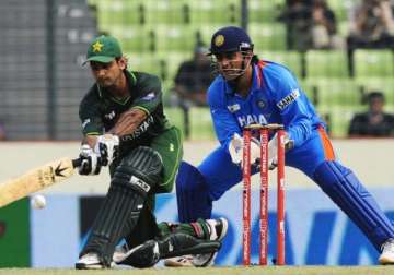 champions trophy traditional rivals india pakistan to meet in token encounter today