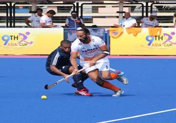 asia cup hockey india crush oman 8 0 as mandeep scores a hat trick