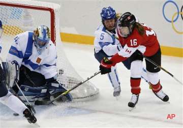 canada beats finland 3 0 in olympic women s hockey at sochi