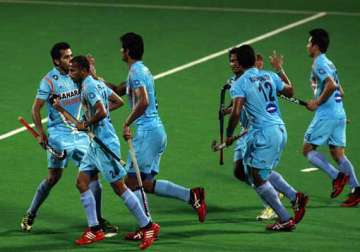 india beat leiden hockey club 7 0