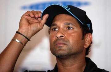 tendulkar roots for hockey team in world cup