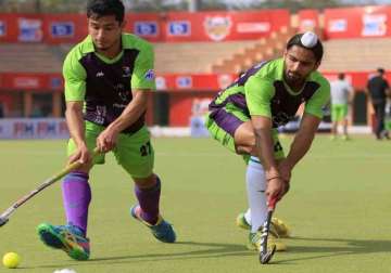 ranchi hold waveriders to 2 2 draw in hil