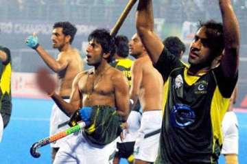fih suspends 2 pakistani hockey players for indecent behaviour