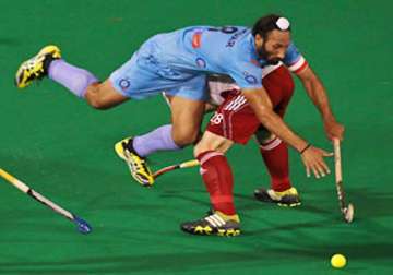 india lose to england in lanco super series hockey