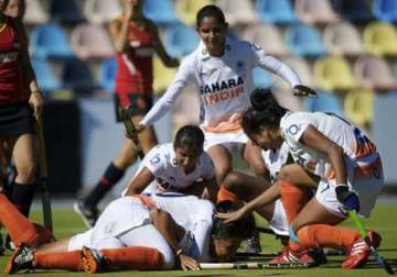 indian girls go down fighting 2 4 to korea