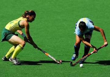 indian women s hockey team loses to australia 1 4 in final