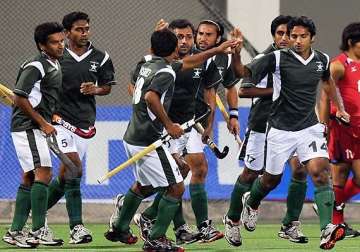 phf hails inclusion of pakistani players in hil