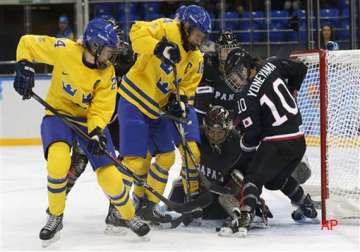 sweden beats japan 1 0 in olympic women s hockey