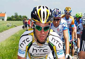 cavendish wins stage navardauskas keeps giro lead