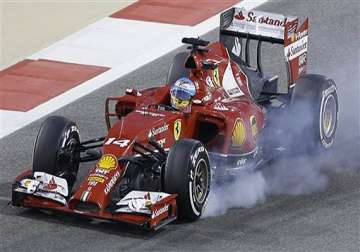 chinese gp fernando alonso sets the pace
