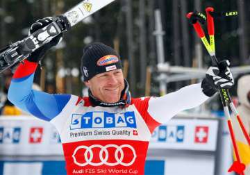 cuche wins world cup downhill at lake louise
