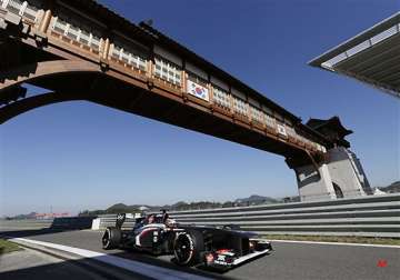 formula one sauber extends engine contract with ferrari