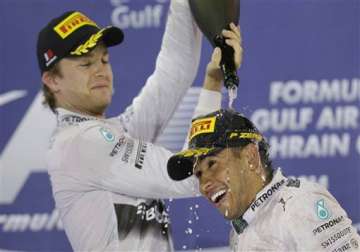 hamilton edges rosberg to win bahrain gp