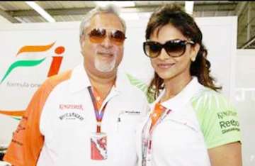 deepika padukone cheers on at british grand prix