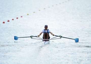 asian games indian rowers qualify for final in men s eight event