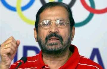 i am not sidelined i won t quit says kalmadi