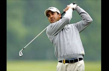 india s shiv kapur belgium s colsaerts hold halfway lead in klm open golf