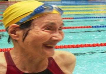 100 year old woman swims 1500 metres in masters meet