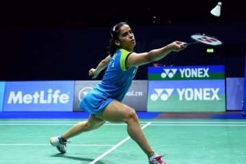 saina in last four of superseries finals