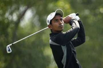rashid wins second title of year randhawa finishes second