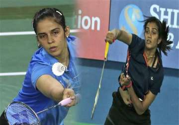 asian games saina kashyap march on sindhu crashes out