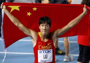 china s star hurdler liu xiang plays down competing at 2015 worlds