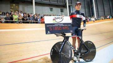 austrian cyclist sets new world hour record