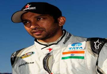karthikeyan extends deal for auto gp round two