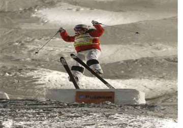 kearney and kingsbury take moguls titles