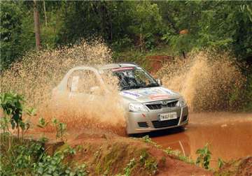 mills and monsoon rally roy mehta bag top honours