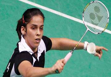saina nehwal pulls out of commonwealth games