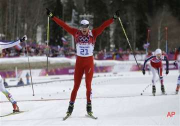 sochi olympics dario cologna wins men s 30k skiathlon