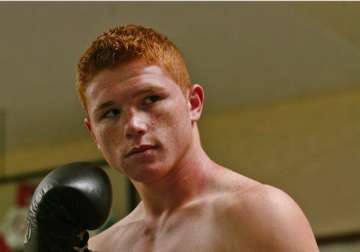 wbc super welterweight champ canelo alvarez stops lopez in 5th round