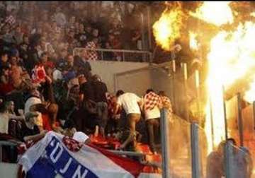 az atromitos europa league match halted by fire