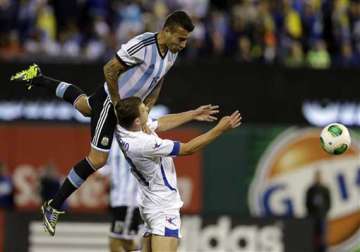 aguero stars in argentina s 2 0 win over bosnia