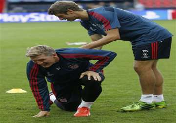 ankle injury rules schweinsteiger out for germany
