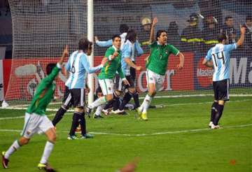 argentina held 1 1 by bolivia in copa opener