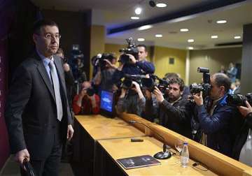 barca president to fight transfer ban defends youth system