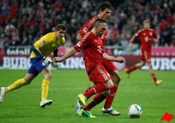 bayern overcomes ribery red to beat cologne 3 0
