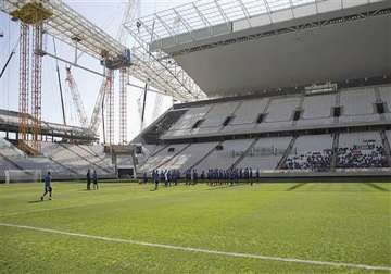 brazil officials deny ignoring world cup stadium faults