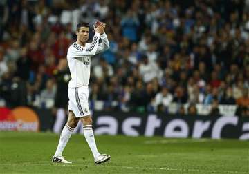 champions league cristiano ronaldo shakes off injury fears to play against bayern munich