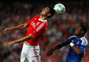 chelsea wins 1 0 at benfica in champions league