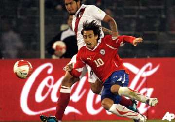 chile overpowers peru 4 2 in wcup qualifier