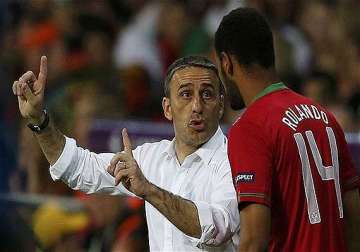 coach paulo bento extends contract with portugal