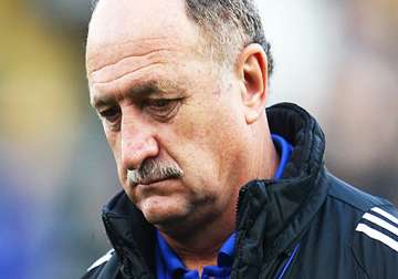 confederations cup scolari feeling weight of brazil s expectations