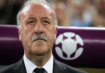 del bosque hails xavi as architect of tiki taka