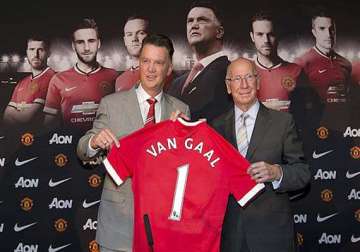 epl louis van gaal needs time to impose philosophy at man united