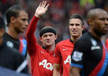 epl man united beats crystal palace 2 0 rooney makes a fiery comeback