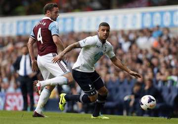 english premier league west ham ends 14 year wait for win at tottenham